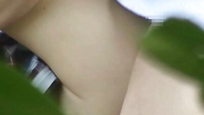 Soția care filmează își folosește primul vibrator